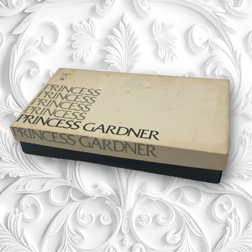Princess Gardner Vintage NOS Burgundy Leather Long Wallet
